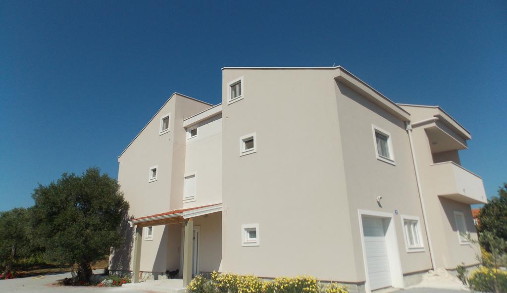 Apartments Franov Bibinje Bilik gambar